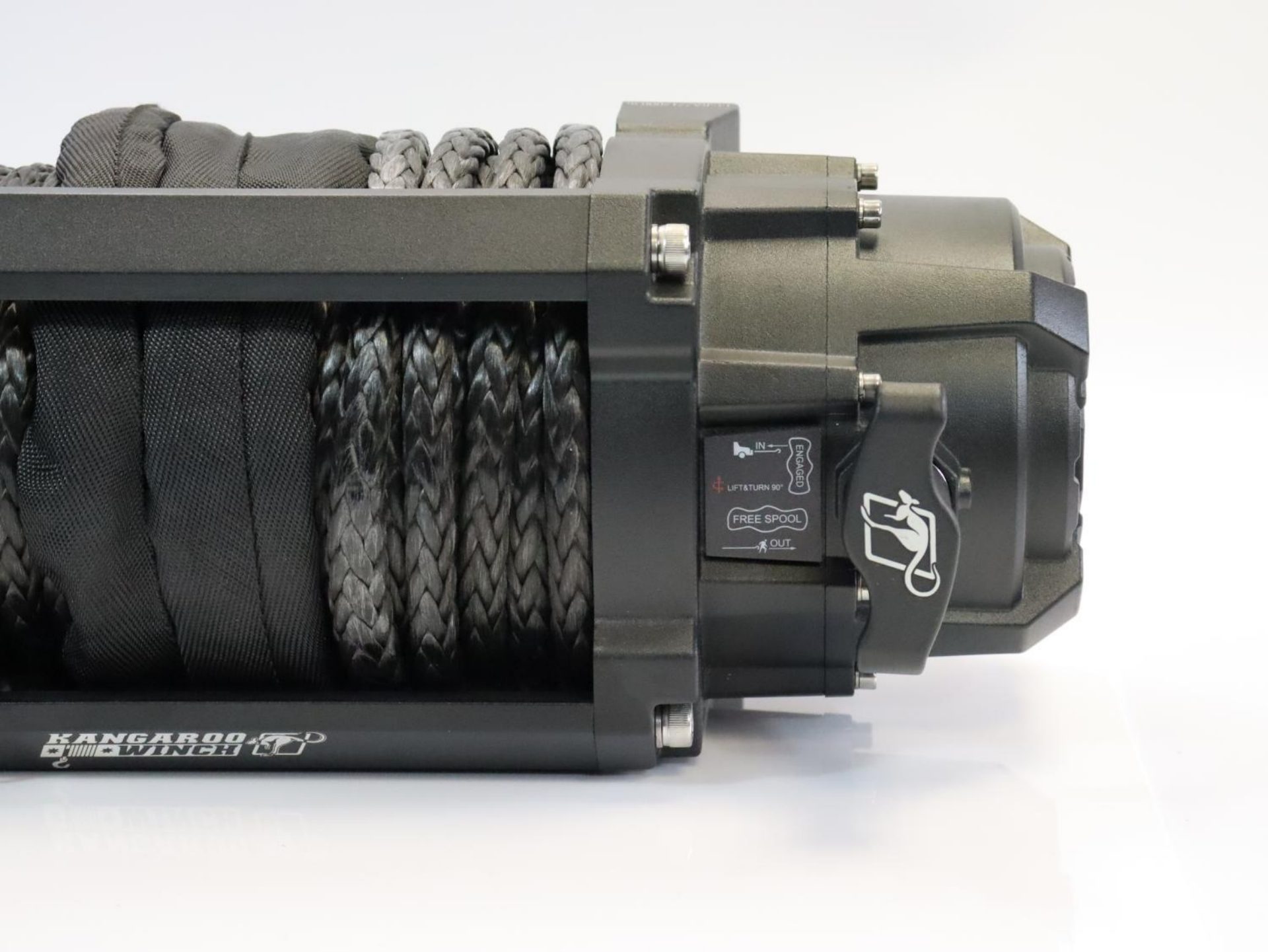 elektrische-seilwinde-12v-k14000sr-kunststoffseil-3.jpg
